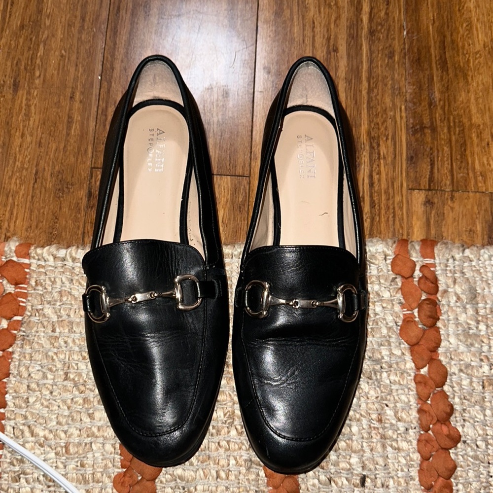 Alfani flats